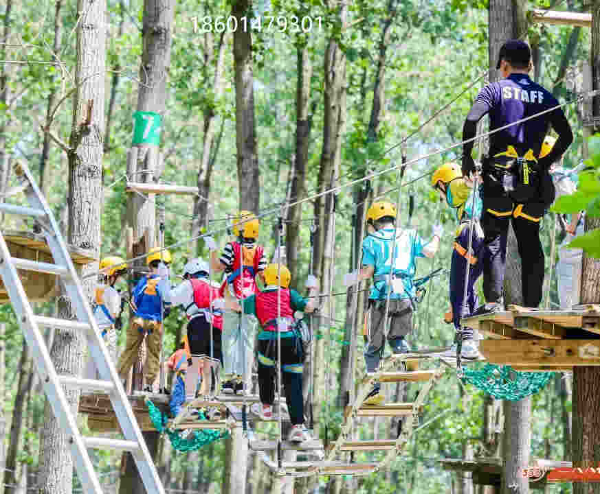 蘇州青少年暑期夏令營(yíng)叢林穿越戶外拓展體育探索體驗(yàn)營(yíng)活動(dòng)報(bào)名中